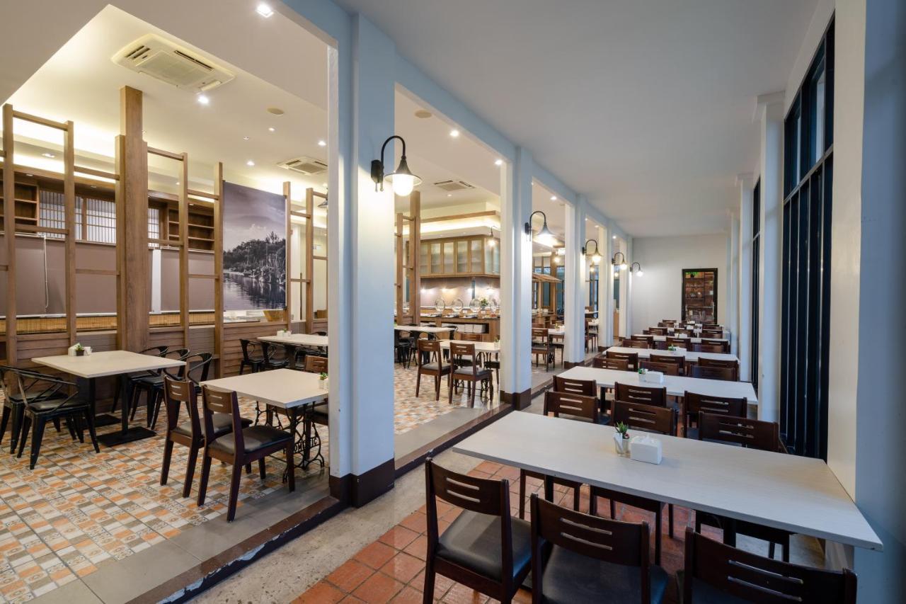 Bhukitta Boutique Hotel Phuket Town Exterior foto