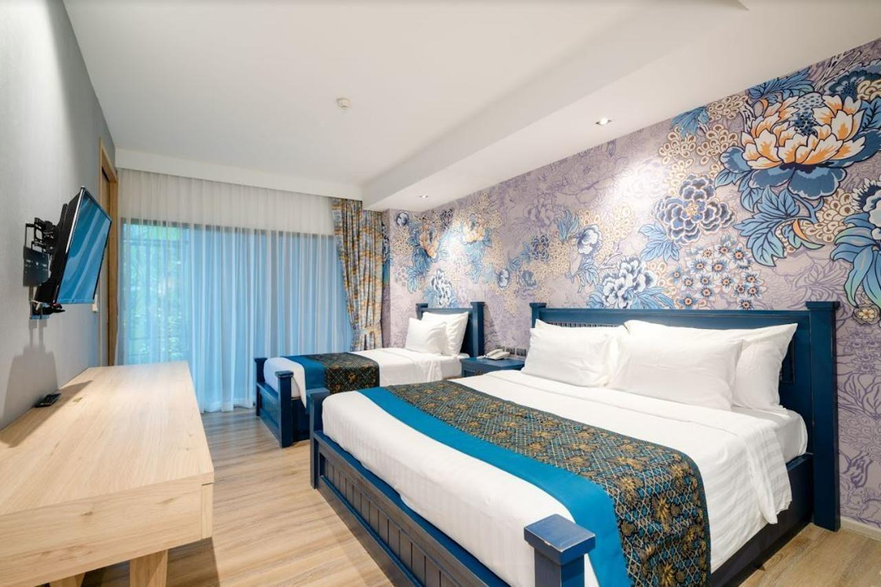 Bhukitta Boutique Hotel Phuket Town Exterior foto