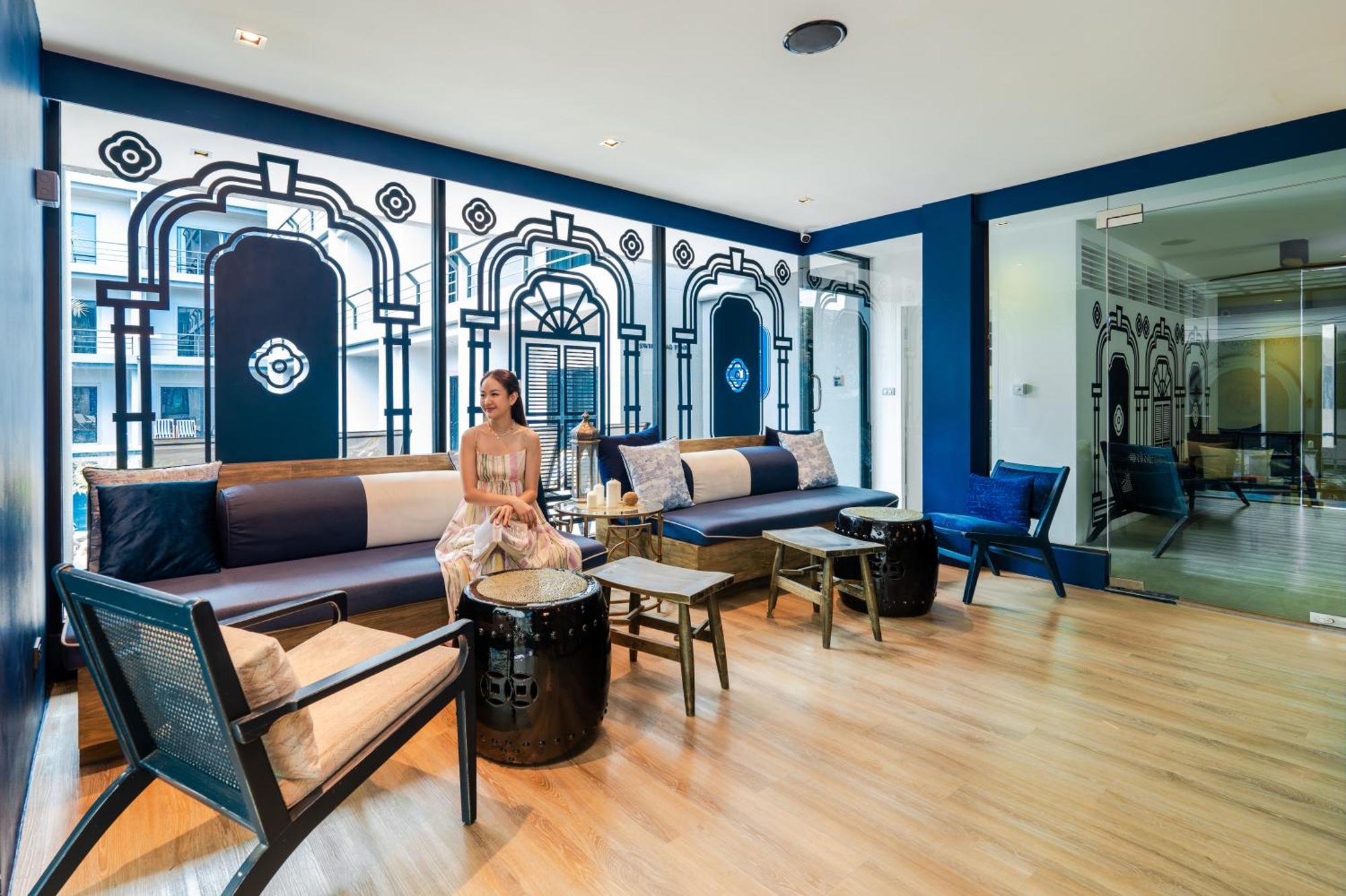 Bhukitta Boutique Hotel Phuket Town Exterior foto