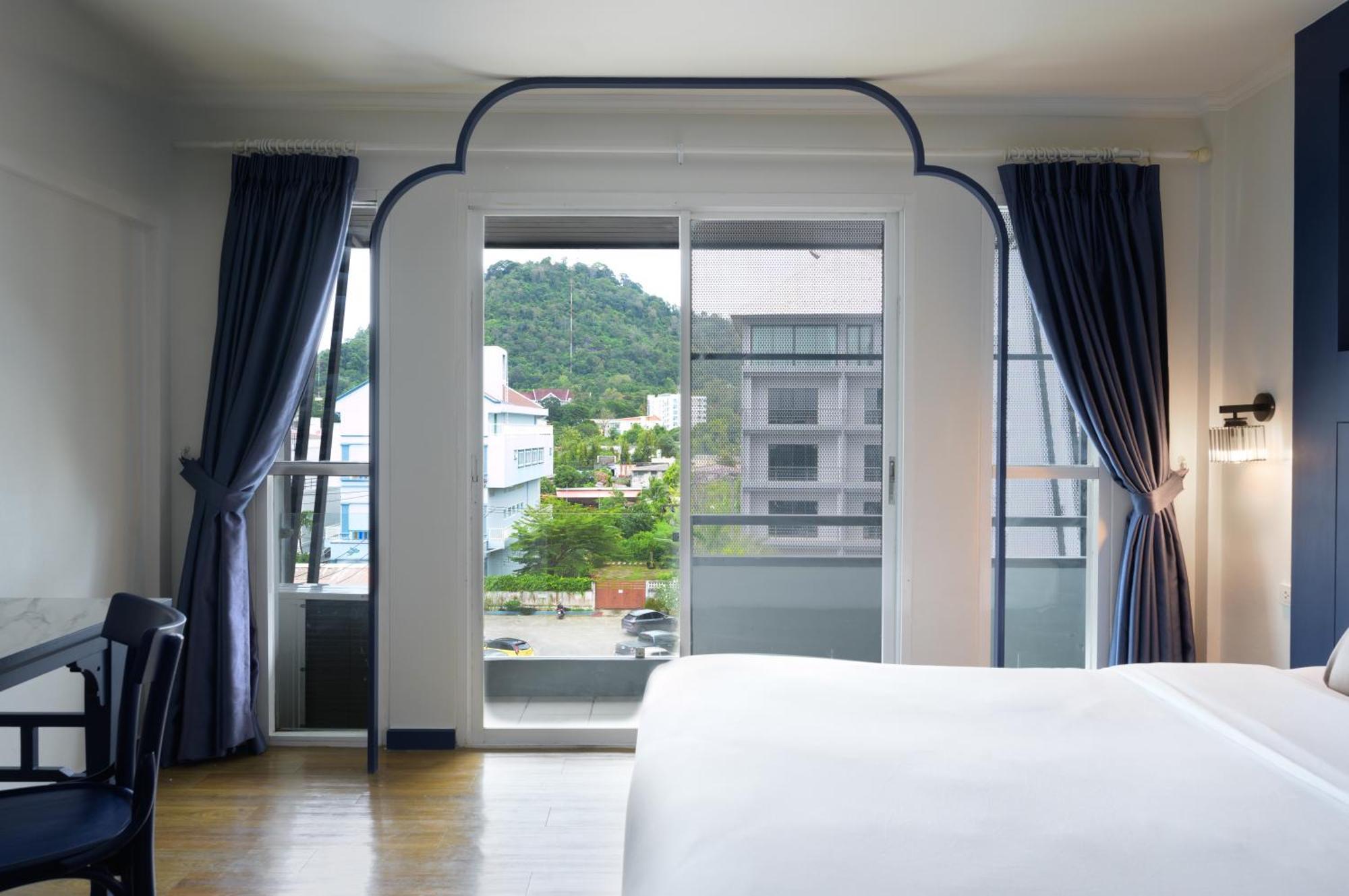Bhukitta Boutique Hotel Phuket Town Exterior foto